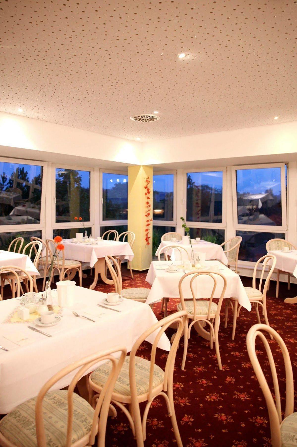 Sonnenhotel Feldberg Am See Mit Schwimmbad, Sauna Und Dampfbad Feldberger Seenlandschaft Kültér fotó