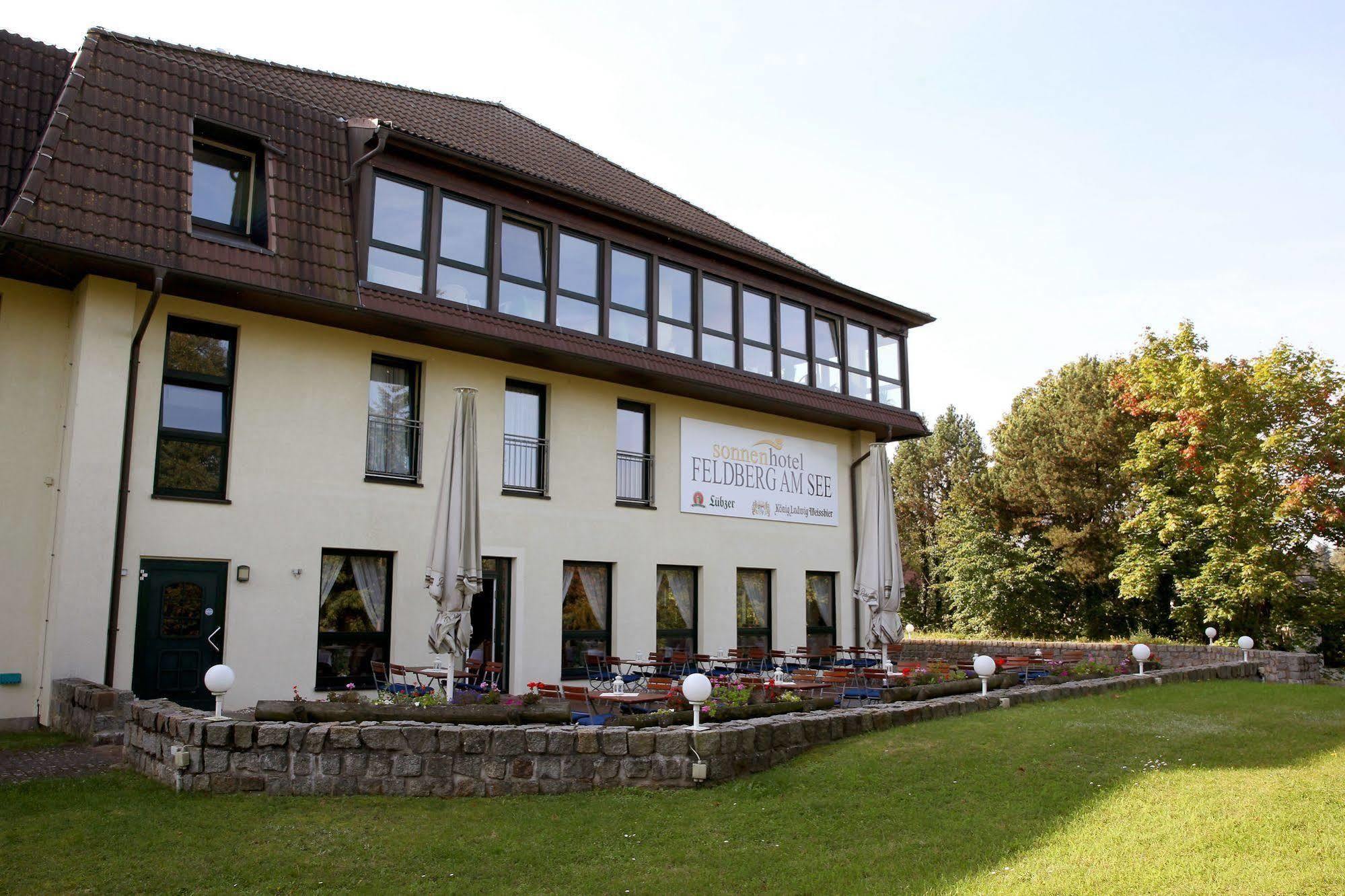Sonnenhotel Feldberg Am See Mit Schwimmbad, Sauna Und Dampfbad Feldberger Seenlandschaft Kültér fotó